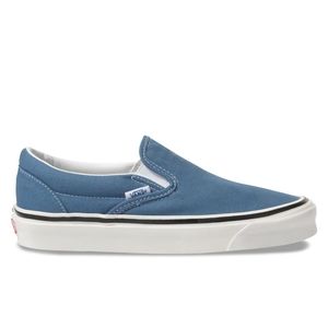 Vans Classic Slip-On in OG Navy